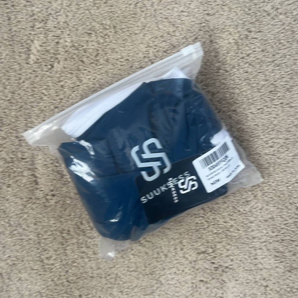NWT Ruched One-Piece Swimsuit - Picture 15 of 15